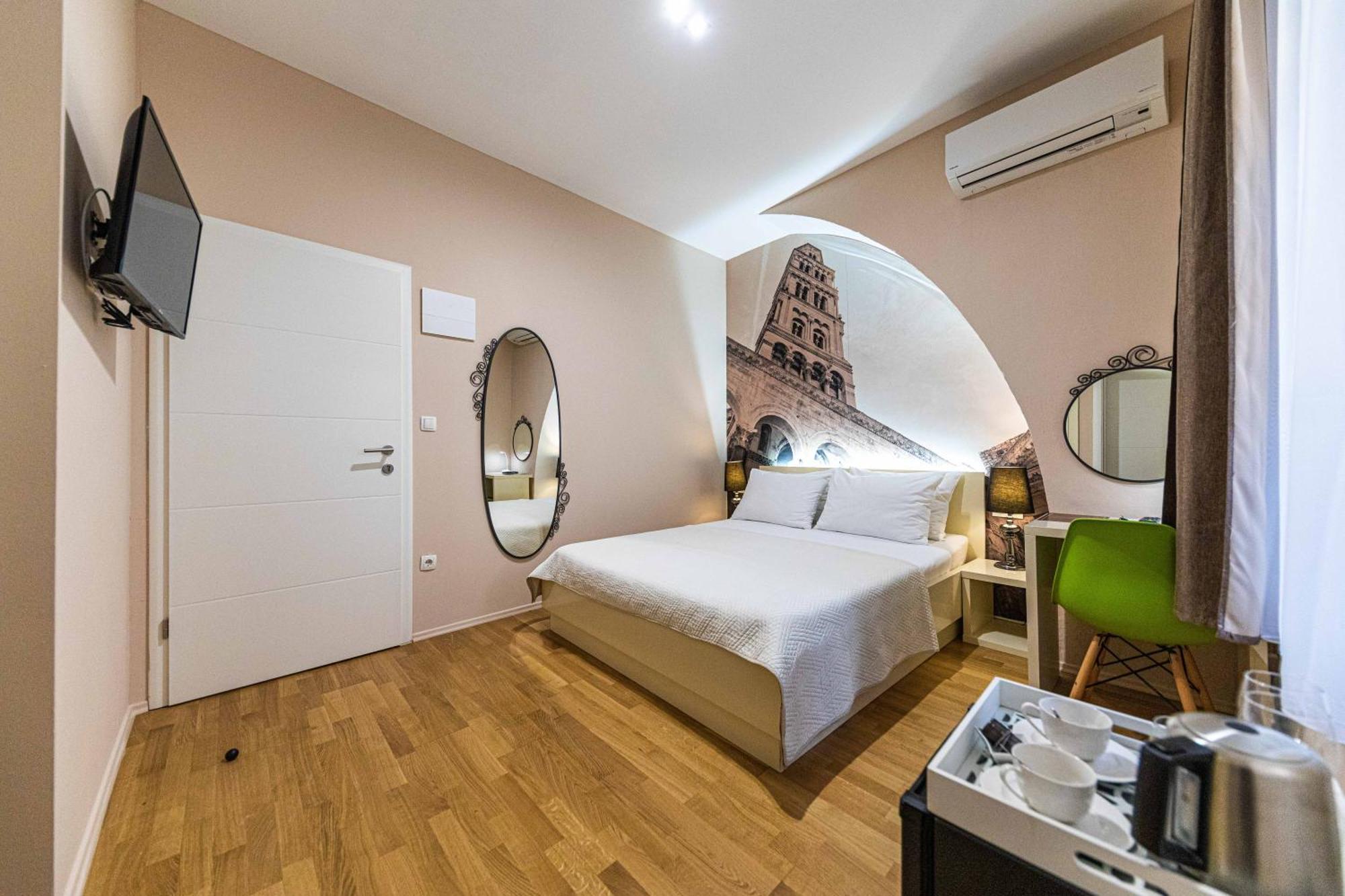 Pjaca City Rooms Split Pokoj fotografie